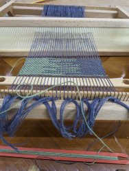 cours de tissage à ADN Laine, 71220 pressy sous dondin, en Bourgogne du Sud