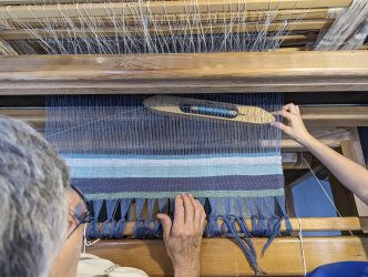 Atelier tissage en DUO adulte-enfant à parir de 6 ans à ADN Laine à Pressy Sous Dondin (71220) en Bourgogne du Sud