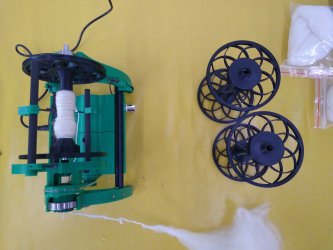 Stage de filage au rouet et au fuseau, à ADN Laine, 71220 Pressy Sous Dondin, en Bourgogne du Sud